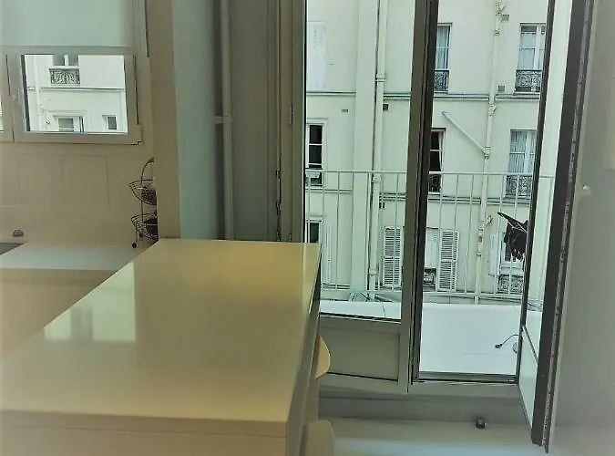 St Germain Des Pres, Apartman *